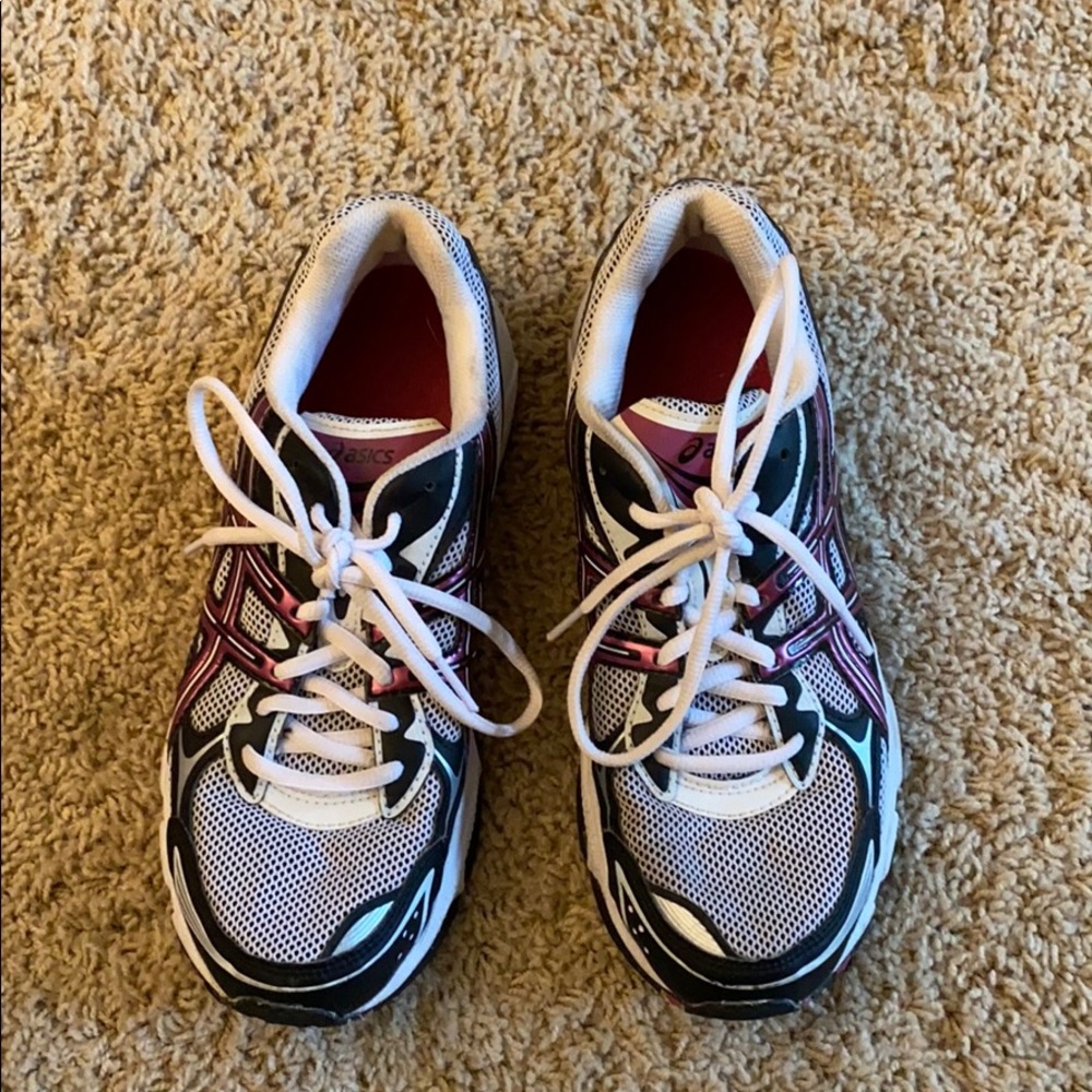ASICS women’s shoes